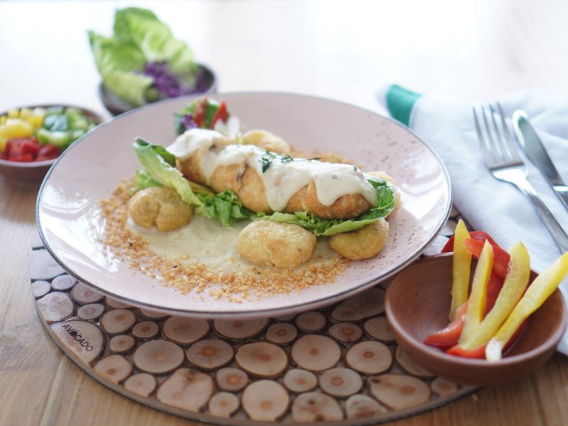 CHICKEN CORDON BLEU​