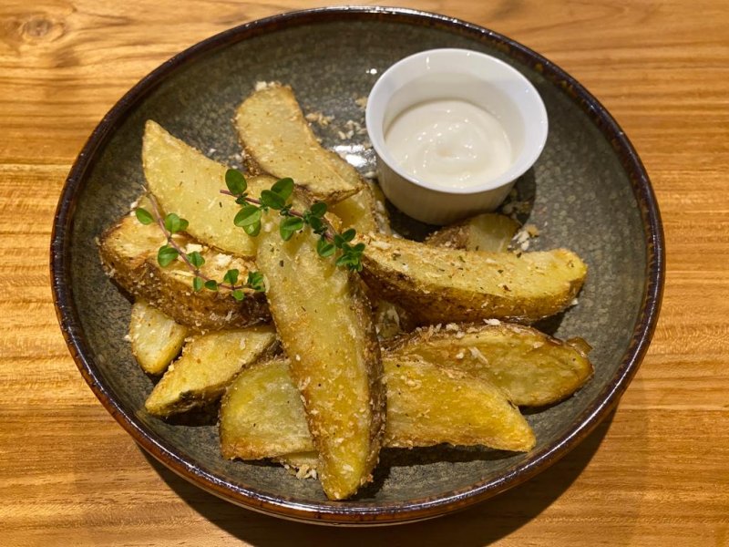 POTATO WEDGES